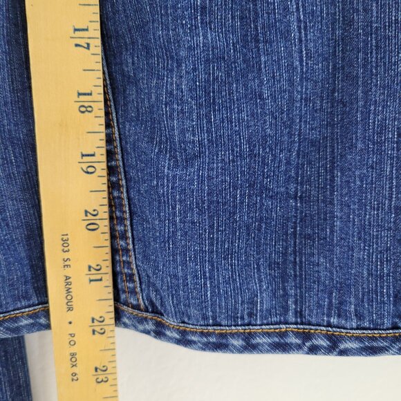 Cruel Girl Jacket Womens M Blue Denim Cropped Long Slv Button Down Front Pockets - Picture 8 of 10